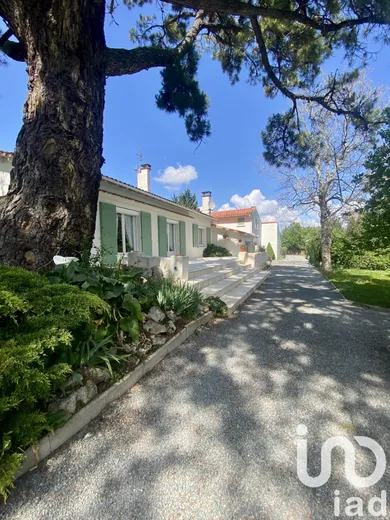 House in L'Éguille (17600)