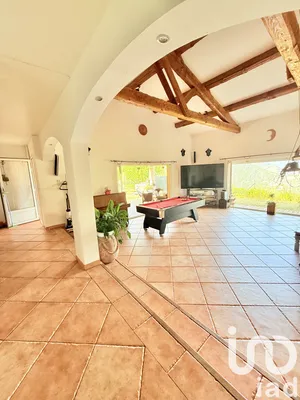 Maison à GILETTE (06830)