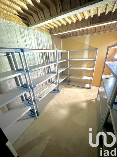 Parking at Courseulles-sur-Mer (14470)