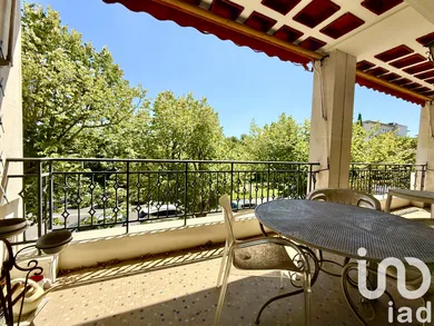 Appartement à Aix-en-Provence (13090)