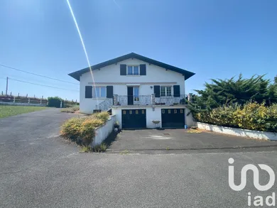 Maison à Hasparren (64240)