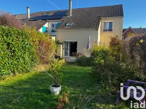Maison à Montigny-le-Bretonneux (78180)