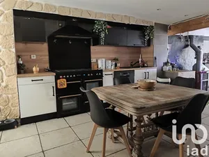 Maison de village à Villelaure (84530)