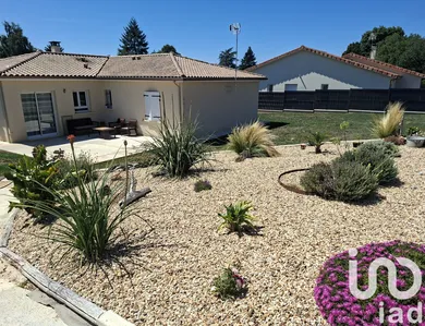 Maison à Chasseneuil-sur-Bonnieure (16260)