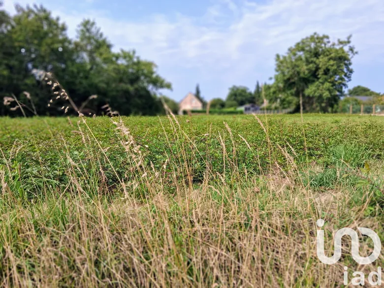 Terrain à bâtir à Saint-Vincent-sur-Oust (56350) · 97 000 €