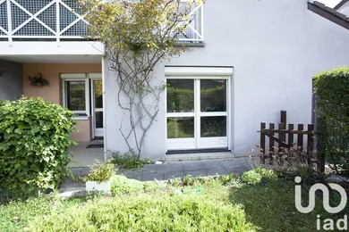 Apartment at Saint-Égrève (38120)