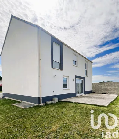 Detached house at HOMBLEUX (80400)