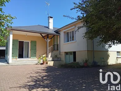 Park home at Loir en Vallée (72310)