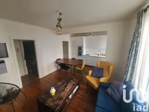 Apartment at Troyes (10000)