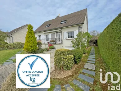 Manoir à Crécy-la-Chapelle (77580)