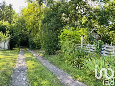 Park home in Aulnay-sur-Mauldre (78126)