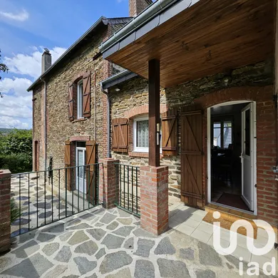 Maison de village à Bogny-sur-Meuse (08120)