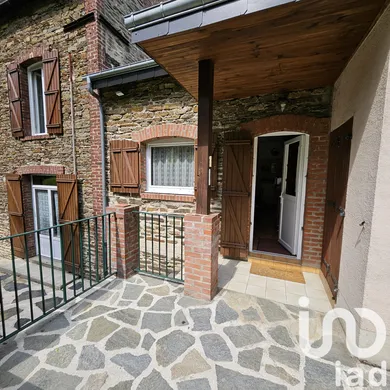 Maison de village à Bogny-sur-Meuse (08120)