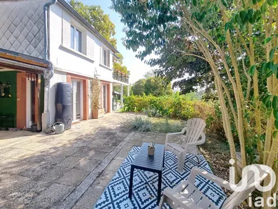 House at Samatan (32130)