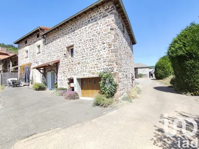 Farm in Villemontais (42155)