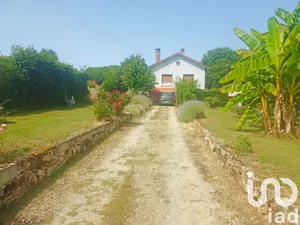 Traditional house at Châteauneuf-la-Forêt (87130)