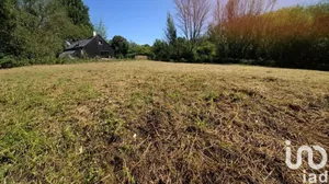 Terrain à bâtir à Saint-Étienne-de-Chigny (37230)