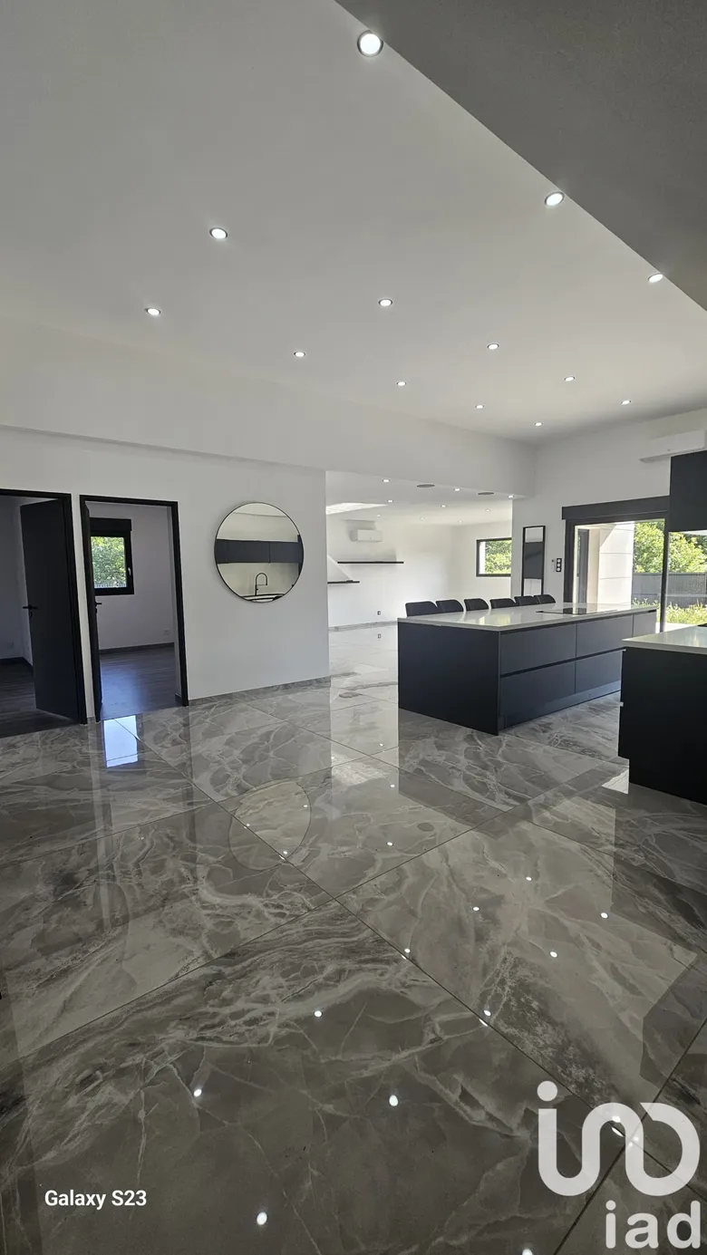 Maison 4 pièces 147 m² · à Vendin-lès-Béthune · 147 m² · 380 000 €