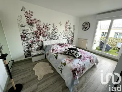 Apartment at Troyes (10000)