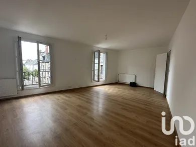 Apartment in Vierzon (18100)