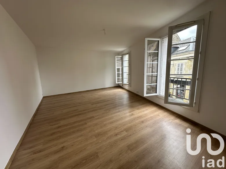 Appartement 3 pièces 68 m² · à Vierzon · 67,9 m² · 59 900 €