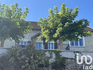 Maison de campagne à Laferté-sur-Aube (52120)