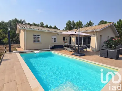 House at Le Barp (33114)