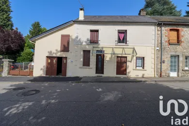 House at Ussel (19200)