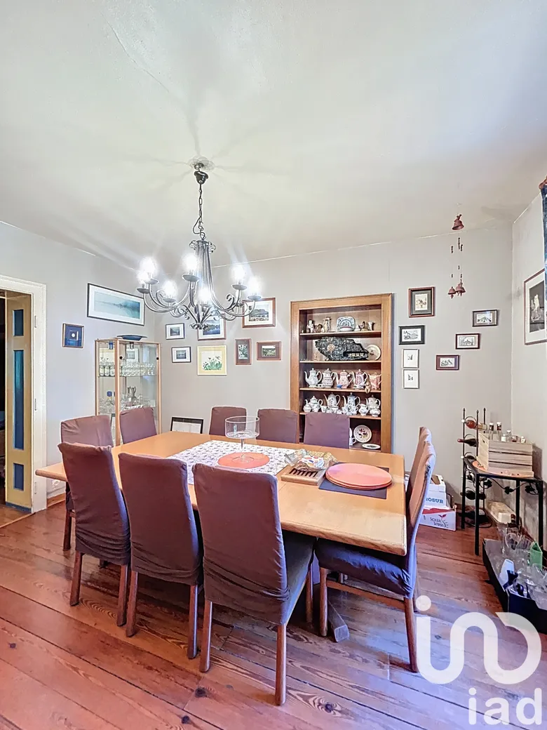 Maison 9 pièces 220 m² · à Rémelfing · 220 m² · 199 000 €