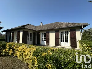 Maison à Mazères-Lezons (64110)