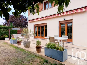 House at Pessac (33600)