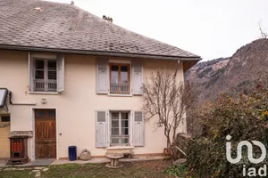 Village house at La Garde (38520)