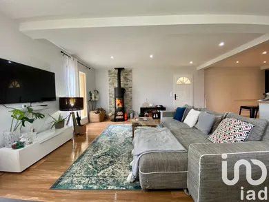 Maison à Beynac-et-Cazenac (24220)