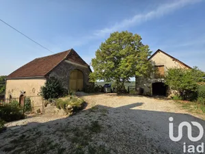 Farm at Beaulieu-sur-Dordogne (19120)