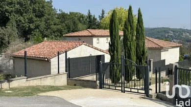 Maison à Saint-Julien-de-Peyrolas (30760)