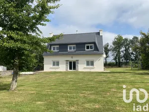 House in Saint-Yvi (29140)