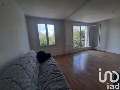 Apartment in Romilly-sur-Seine (10100)