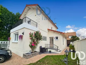 Traditional house at Montfermeil (93370)