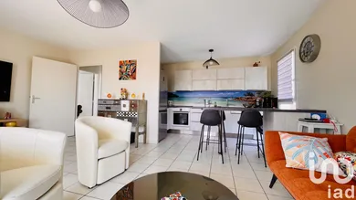 Apartment at La Londe-les-Maures (83250)