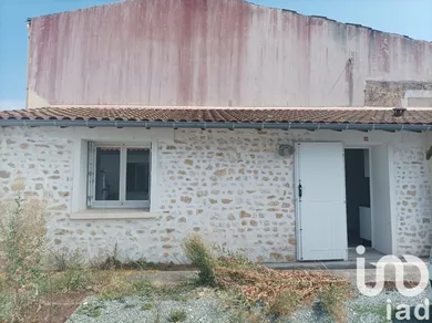 Maison à Saint-Just-Luzac (17320)