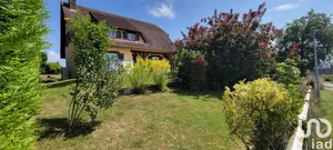 House at Catenay (76116)