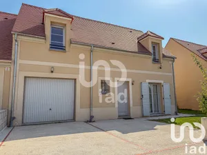 Maison à Jouy-le-Châtel (77970)