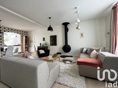 Townhouse in La Rochelle (17000)