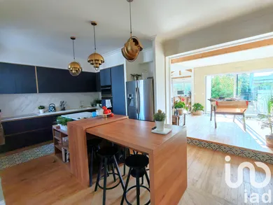 House at Mérignac (33700)