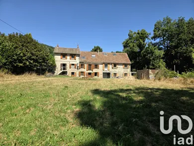 House in Croze (23500)