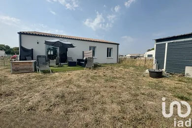 Maison à Saint-Pierre-d'Amilly (17700)