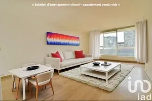 Apartment at Puteaux (92800)