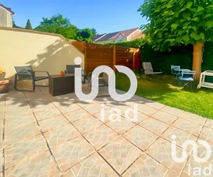 Townhouse in Combs-la-Ville (77380)