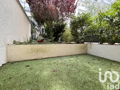 Apartment in Boulogne-Billancourt (92100)