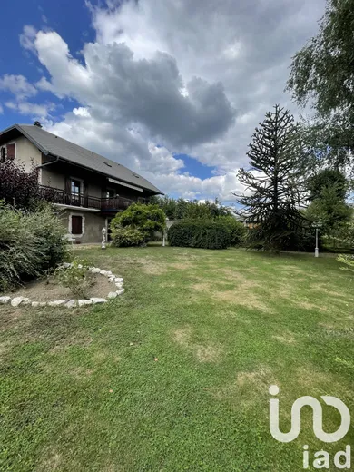 Park home at Sales (74150)